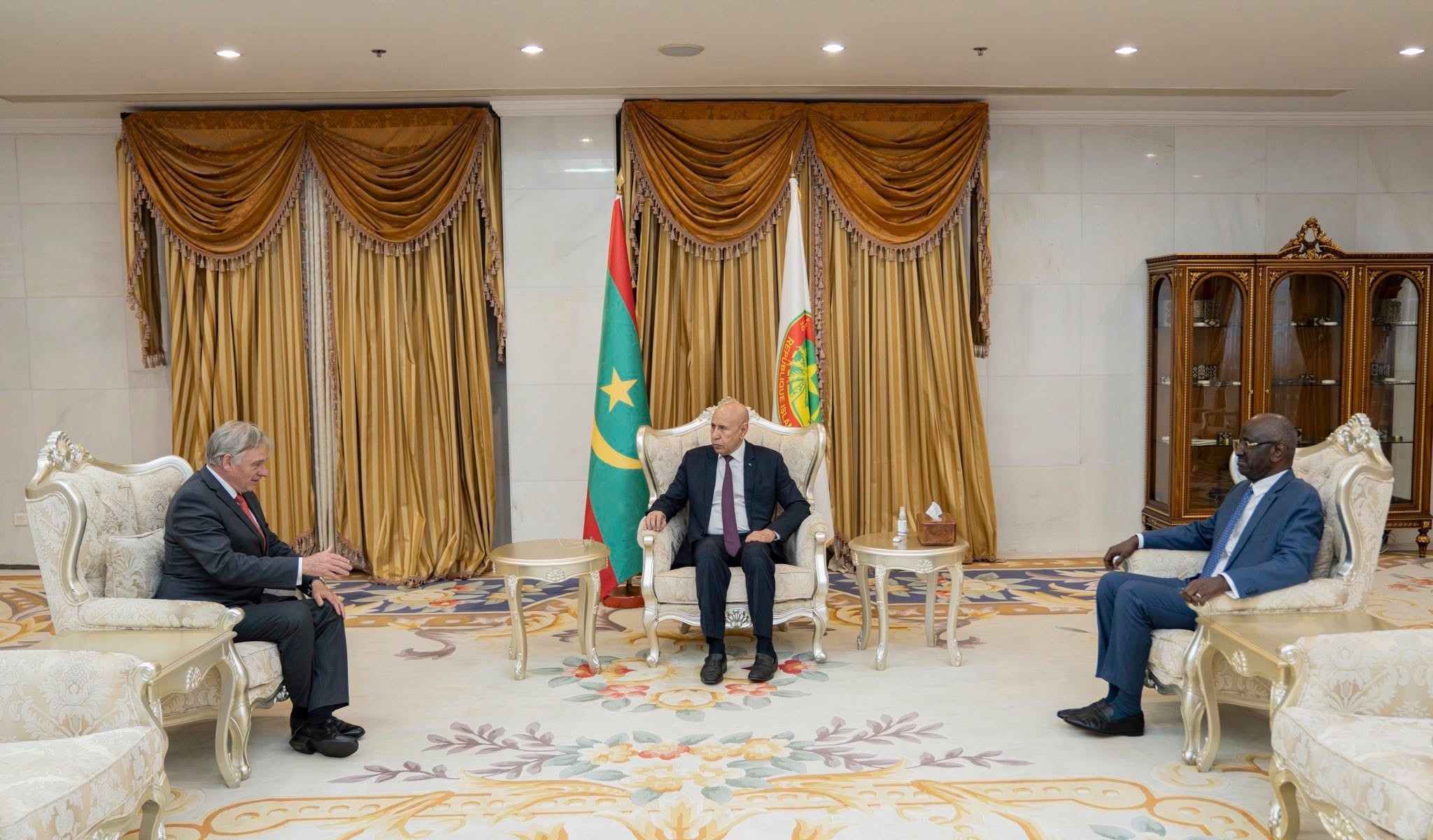 رئيس الجمهورية يستقبل دفعة جديدة من السفراء المعتمدين لدى موريتانيا
