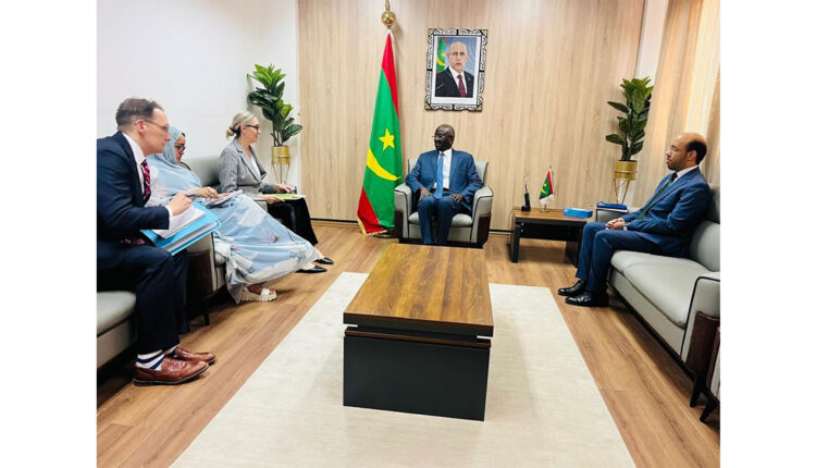 وزير الخارجية يبحث التعاون مع القائمة بالأعمال بسفارة الولايات المتحدة الأمريكية في موريتانيا