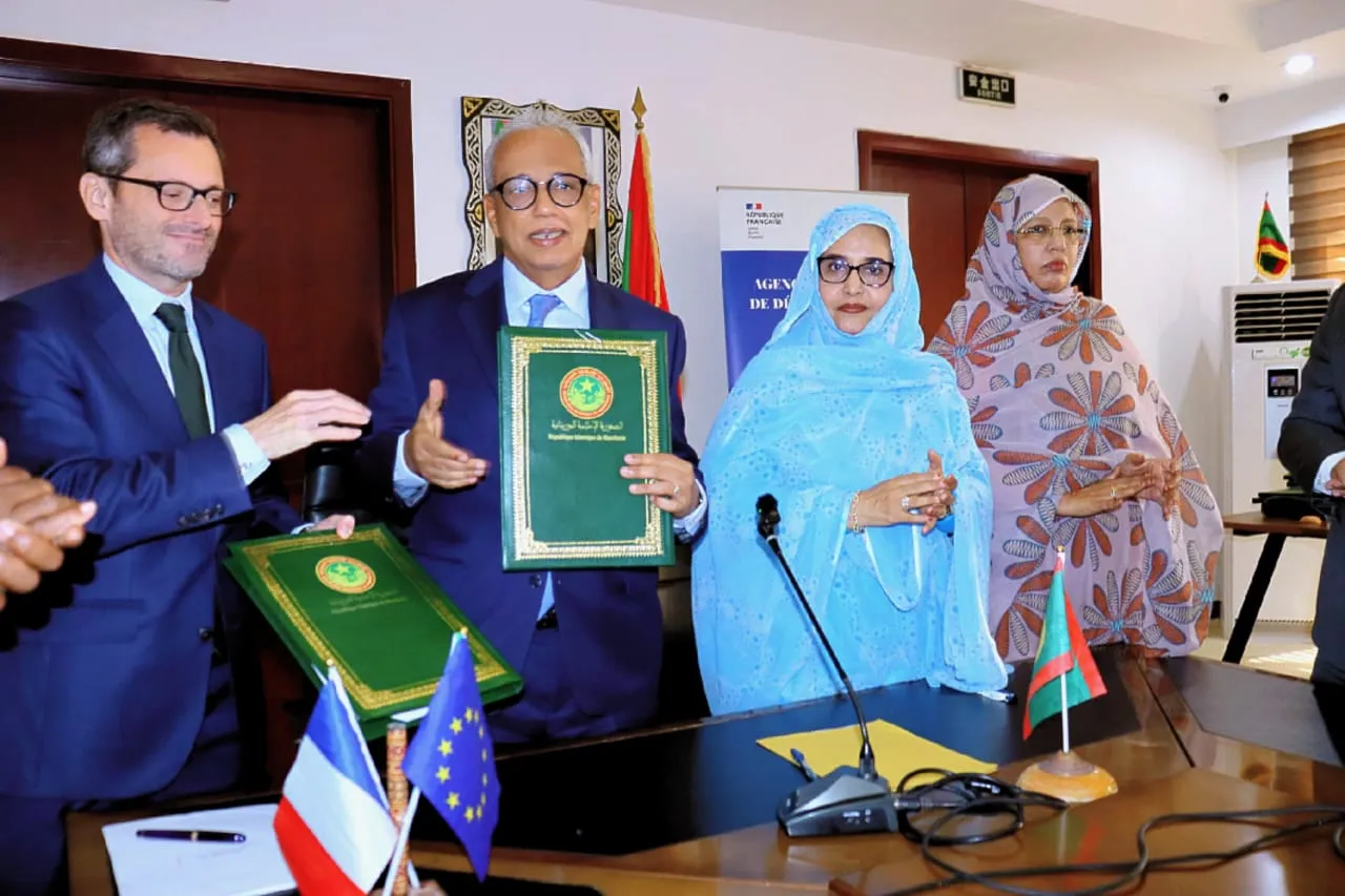 موريتانيا وفرنسا توقعان حزمة تعاون جديدة لدعم الحماية الاجتماعية والعدالة
