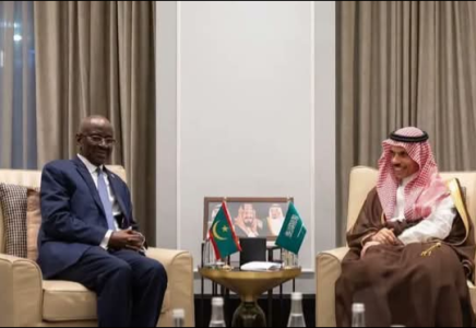 وزير الخارجية الموريتانيا يبحث علاقات التعاون مع نظيره السعودي