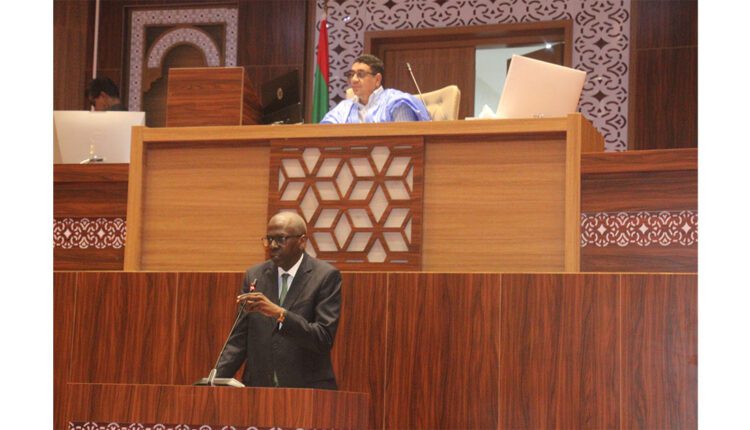 البرلمان يصادق على مشروع قانون متعلق بالنظام الأساسي للجمارك