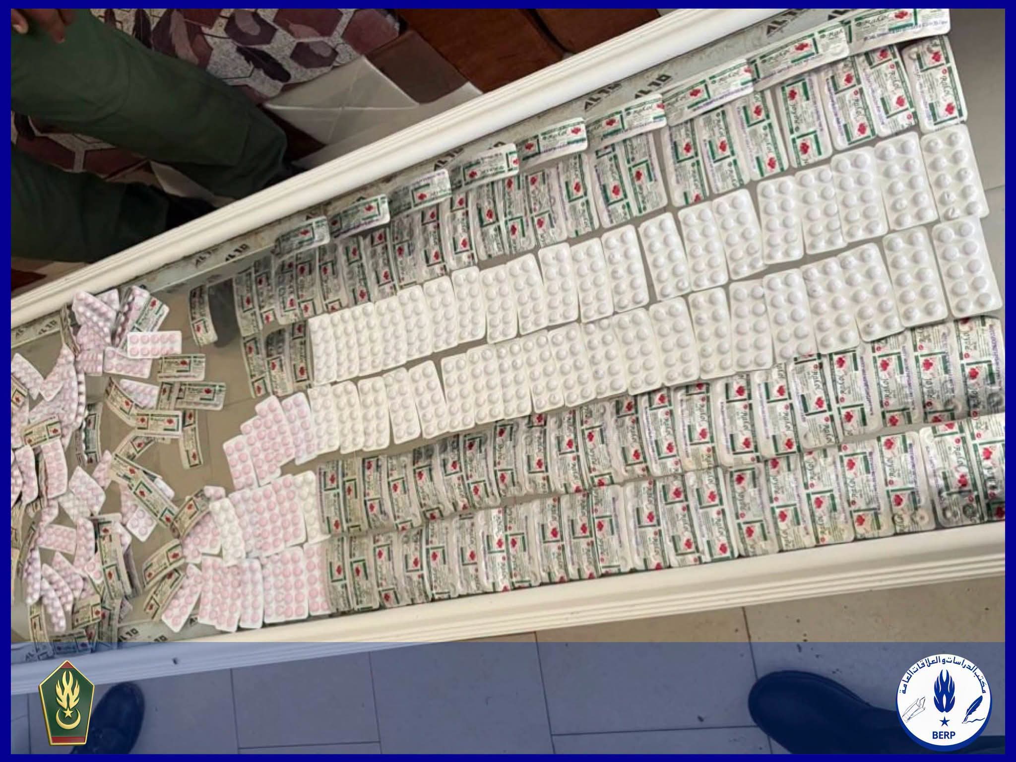 إحباط عملية تهريب اقراص مؤثرات عقلية بعبارة روصو