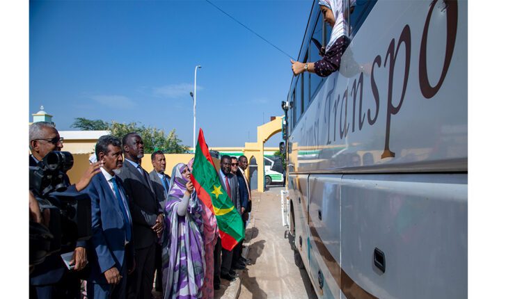 وزيرة التربية تشرف على عملية نقل المدرسين الجدد إلى أماكن عملهم